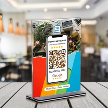 Présentoir AvisExpress en format recto-verso, idéal pour les comptoirs d’accueil et les magasins.