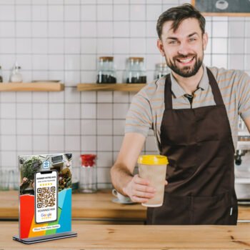 Puce NFC intégrée permettant une collecte sans contact des avis Google.